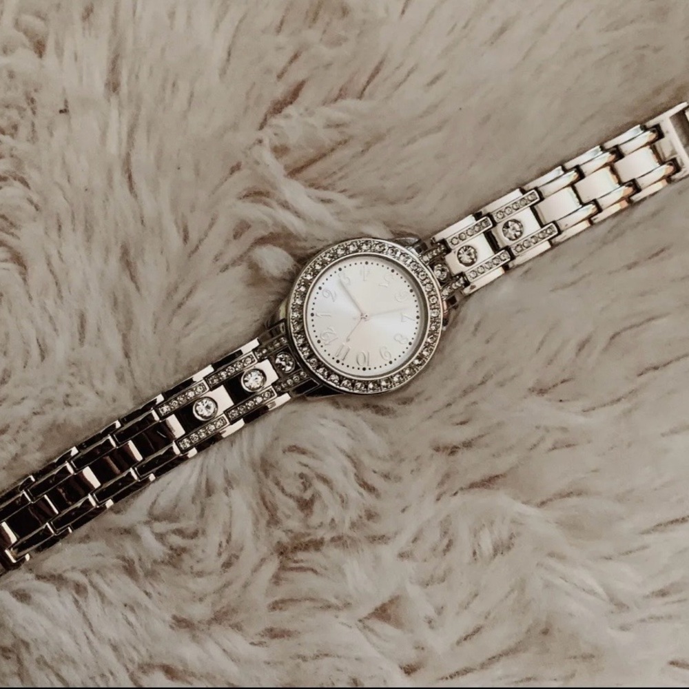 Elegant Silver Women's Watch